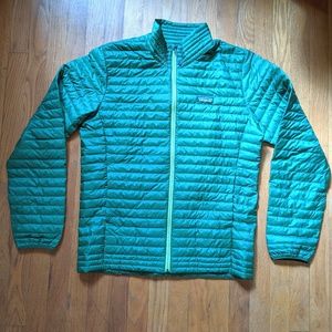 NEW Men's Medium Patagonia Green Down "Shirt"